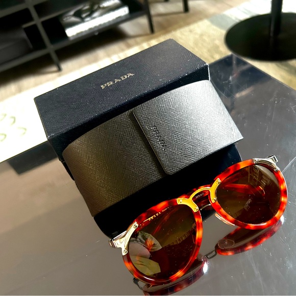 Prada Red Havana / Brown Aviator Sunglasses - Picture 6 of 6